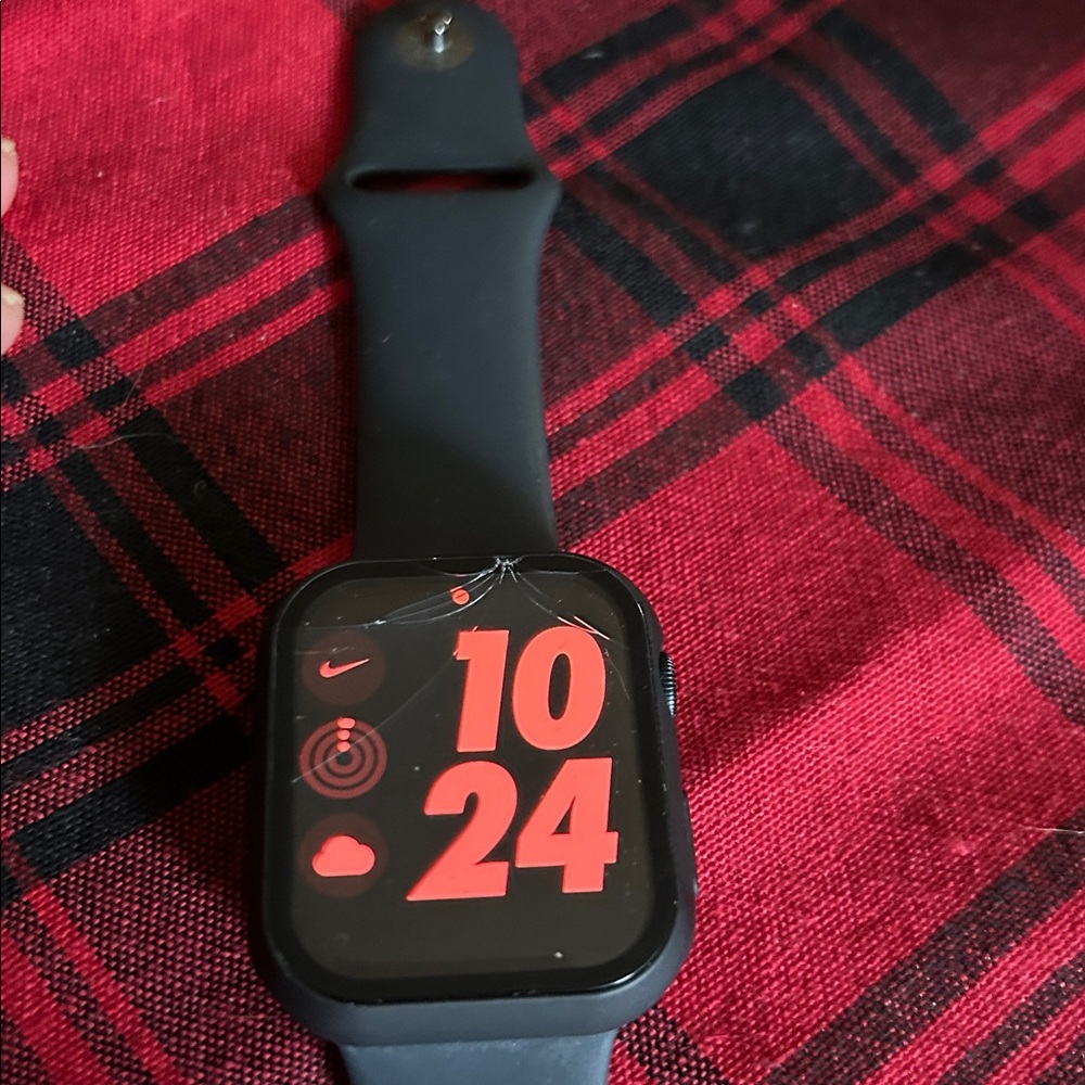 Apple Black Smartwatch with Digital Display - Picture 7 of 7